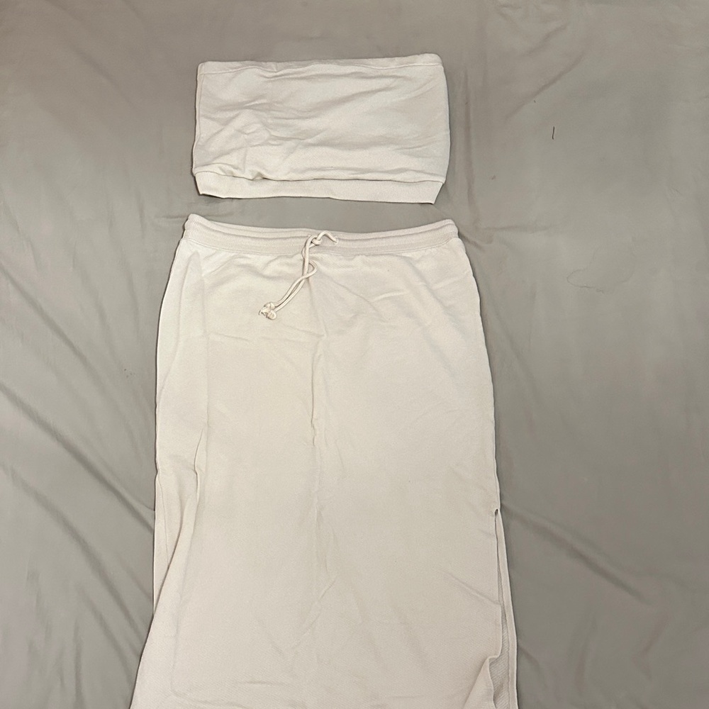Universal Thread Cream Midi Skirt Matching Set